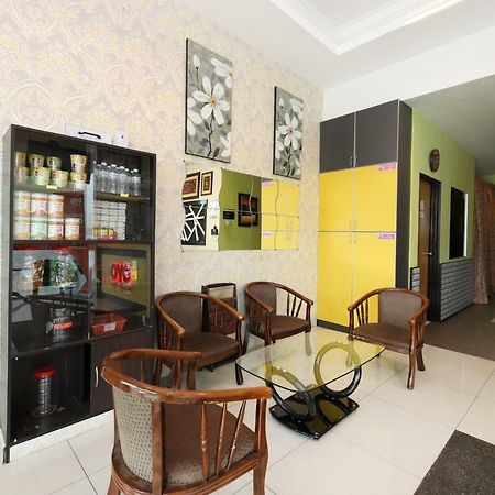 Oyo 603 Sri Padang Inn Куантан Екстер'єр фото