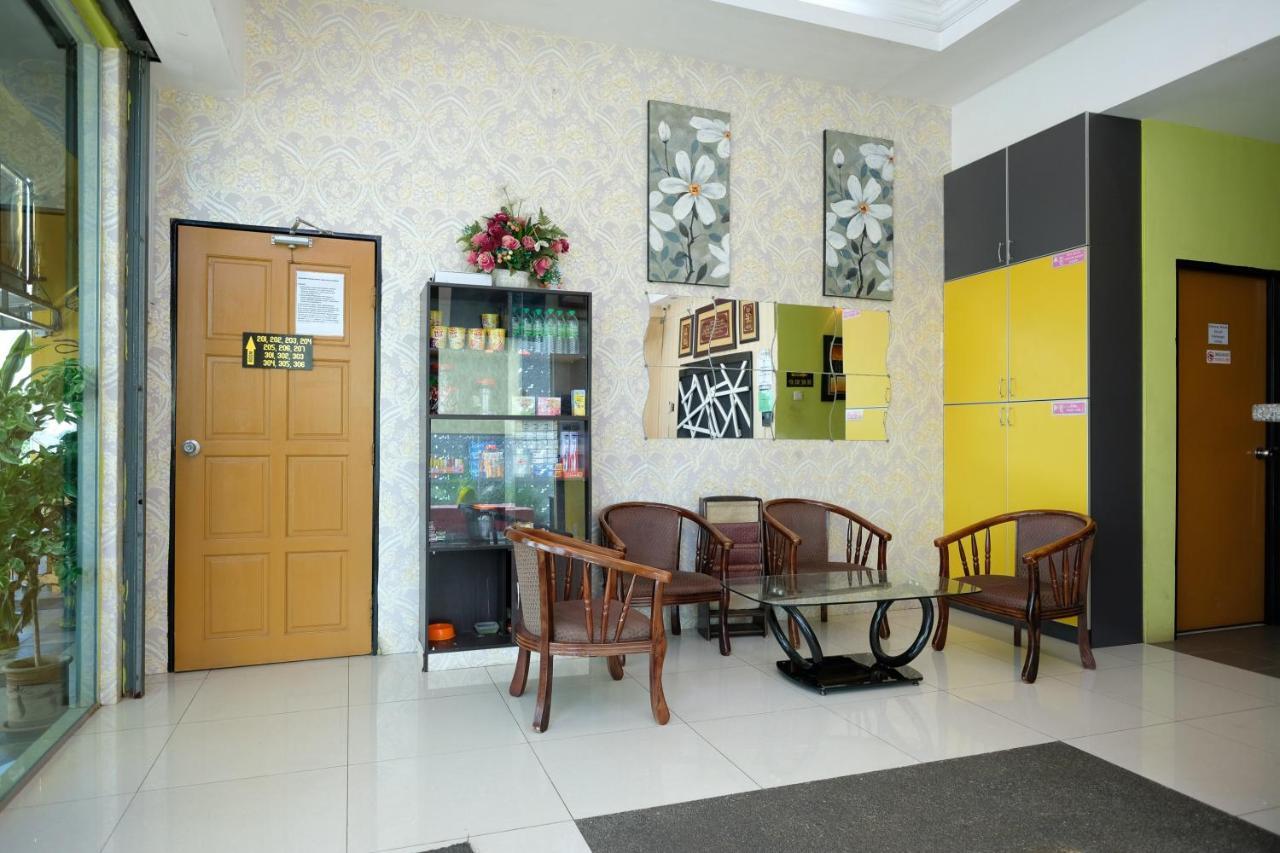 Oyo 603 Sri Padang Inn Куантан Екстер'єр фото
